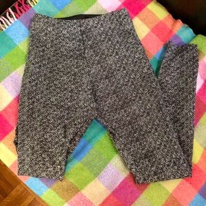 Black and white patterned Lysse yoga pants, XS